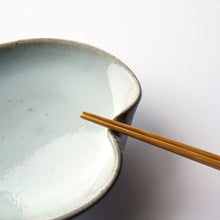 画像をギャラリービューアに読み込む, 箸置き小皿 [白りんご]
