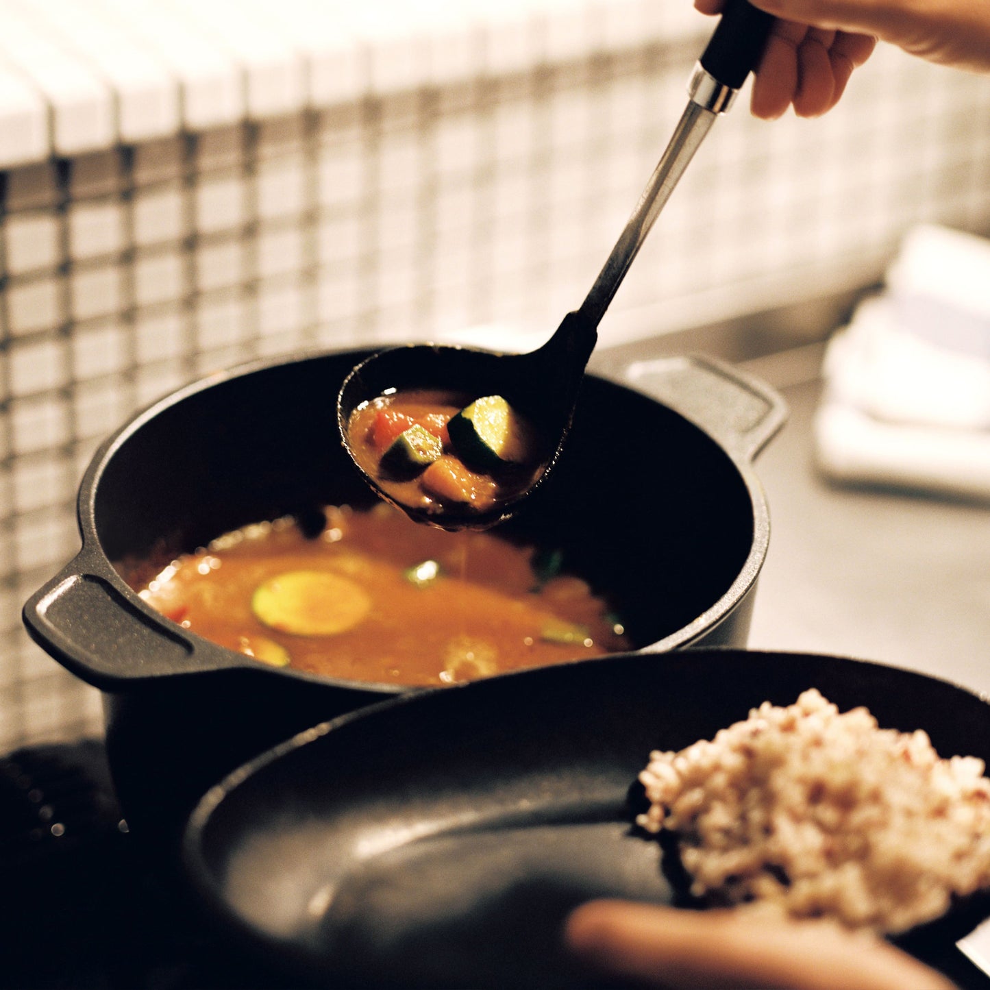 味わい鍋の両手特深22cmでカレー
