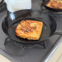 画像をギャラリービューアに読み込む, 鍛冶屋がつくる鉄フライパン 【近藤製作所×暮らしと道具 forum】
